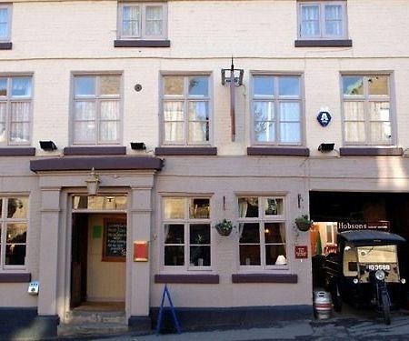 Kings Arms Hotel Cleobury Mortimer Exterior foto