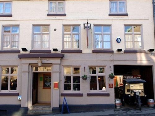 Kings Arms Hotel Cleobury Mortimer Exterior foto